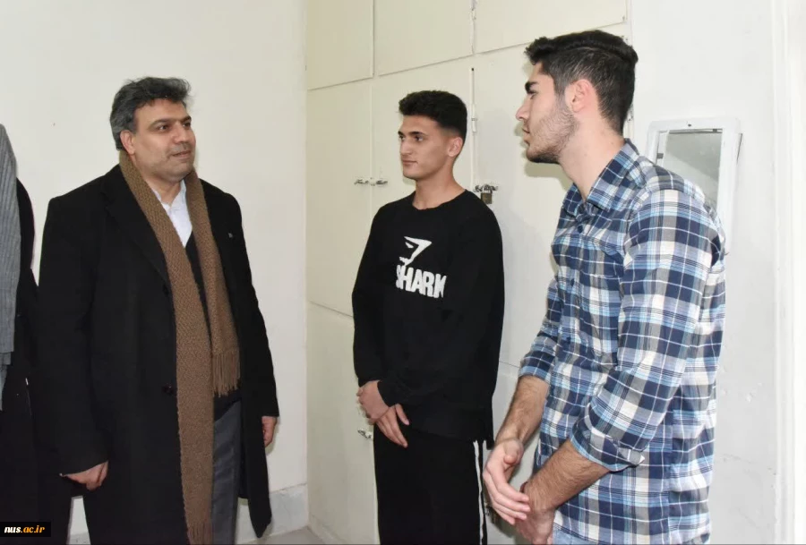 بازدید رئیس دانشگاه فنی و حرفه‌ای و هیئت همراه از خوابگاه پسران آموزشکده فنی و حرفه‌ای الغدیر زنجان 3