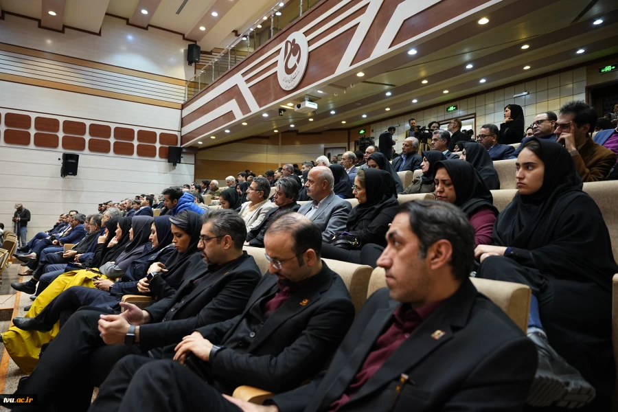 در راستای هدفمندی مهارت‌ها و  اشتغال فارغ‌التحصیلان دانشگاه فنی و حرفه‌ای؛
سومین کنسرسیوم تخصصی مهارت‌آموزی و اشتغال دانشجویان در استان خراسان رضوی برگزار شد 5