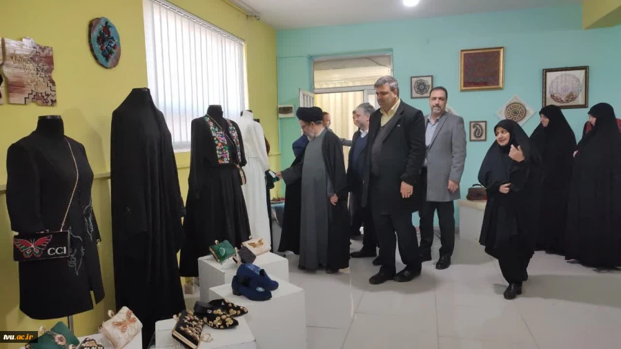افتتاح کارگاه پوشاک و طراحی و دوخت لباس در آمورشکده فنی و حرفه‌ای دختران الزهرا (س) 2