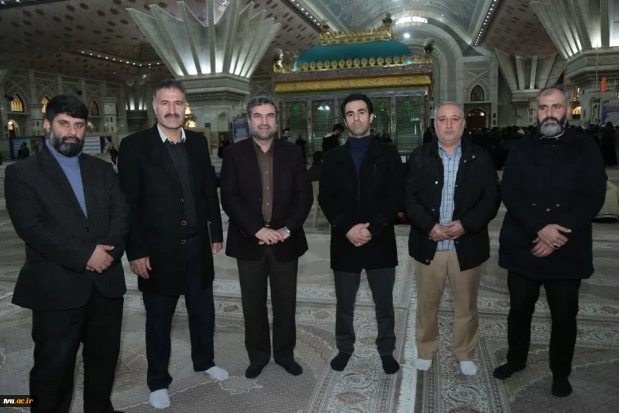 در آستانه چهل و پنجمین سالگرد انقلاب شکوهمند اسلامی و ایام الله دهه مبارک فجر برگزار شد:

آیین‌ تجدید میثاق‌ دانشگاهیان‌ دانشگاه‌ فنی‌ و حرفه‌ای‌ با‌ آرمان‌های‌ امام‌خمینی (ره) و تجدید بیعت‌ با مقام‌ معظم‌ رهبری (مدظله‌العالی) 2