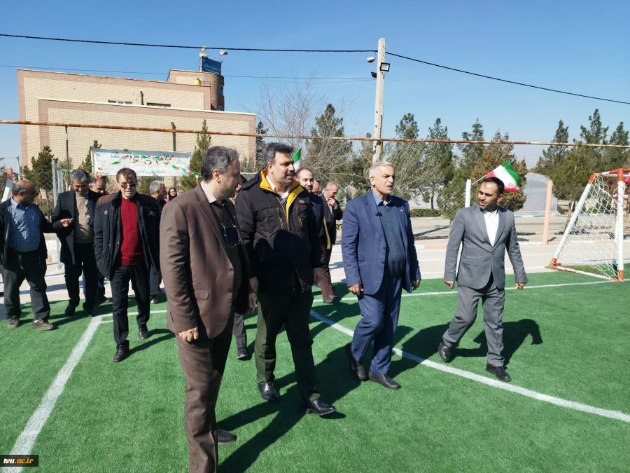 در آستانه چهل و پنجمین سالروز پیروزی انقلاب اسلامی صورت گرفت:

افتتاح زمین چمن مصنوعی آموزشکده فنی و کشاورزی پاکدشت 3