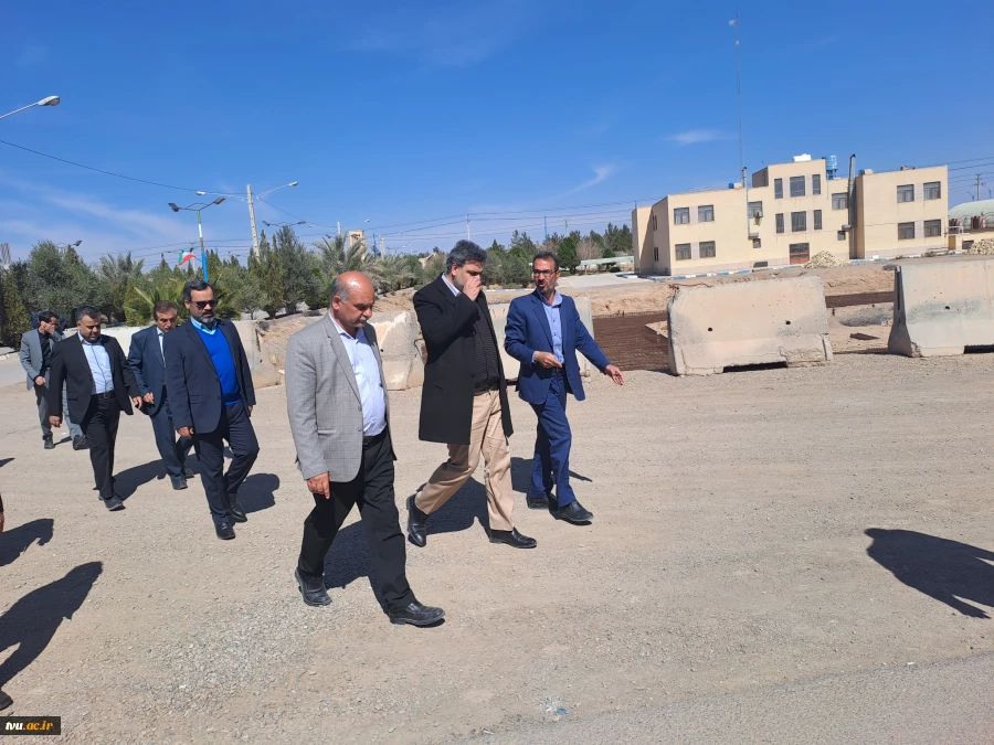 بازدید رئیس دانشگاه فنی و حرفه‌ای از پروژه‌های در حال احداث آموزشکده فنی و حرفه‌ای امام خمینی(ره) میبد 3