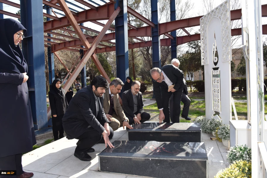 بازدید خانم دکتر حق‌جوی جوانمرد، رئیس مرکز توسعه فناوری‌های راهبردی معاونت علمی، فناوری و اقتصاد دانش‌بنیان ریاست جمهوری و دکتر محمدعلی‌نژاد، معاون فناوری و نوآوری وزیر علوم از کارگاه‌ها، تجهیزات و امکانات آموزشی دانشکده فنی و حرفه‌ای ولی عصر (عج) 3