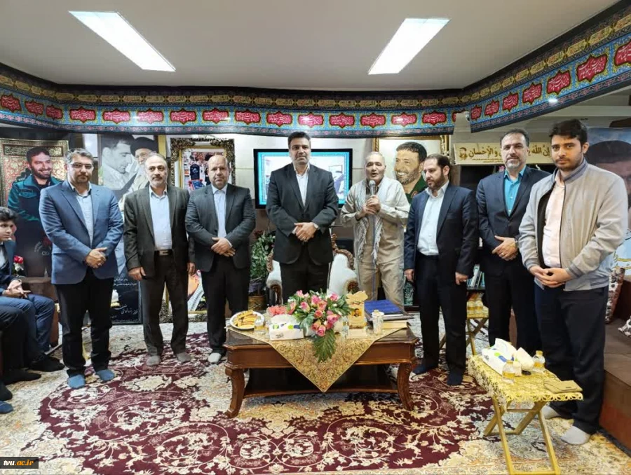 دیدار هیئت رئیسه دانشگاه فنی و حرفه‌ای کشور با خانواده شهید حسن طهرانی مقدم 5