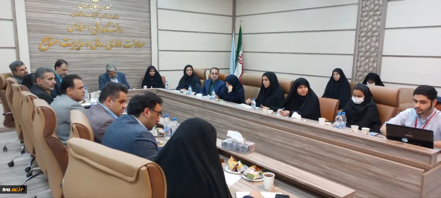 برگزاری کارگاه آموزشی سامانه ارزیابی عملکرد منابع انسانی دانشگاه با حضور معاونین، مدیران کل و معاونین مربوطه
 3