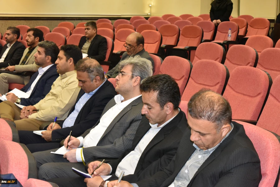 مدیرکل حوزه ریاست، روابط عمومی و هماهنگی امور استان‌ها در اولین نشست مسئولین روابط عمومی دانشگاه فنی و حرفه‌ای استان‌های کشور:

بهره‌مندی از ابزار هوشمند در حیطه فعالیت‌های روابط عمومی امری اجتناب‌ناپذیر است 13