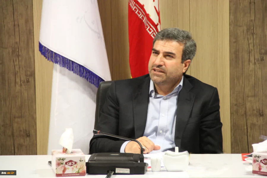 برگزاری دومین نشست هم اندیشی رؤسا، معاونین و نمایندگان ستاد شاهد و ایثارگر دانشکده ها و آموزشکده های دانشگاه فنی و حرفه ای استان تهران 3