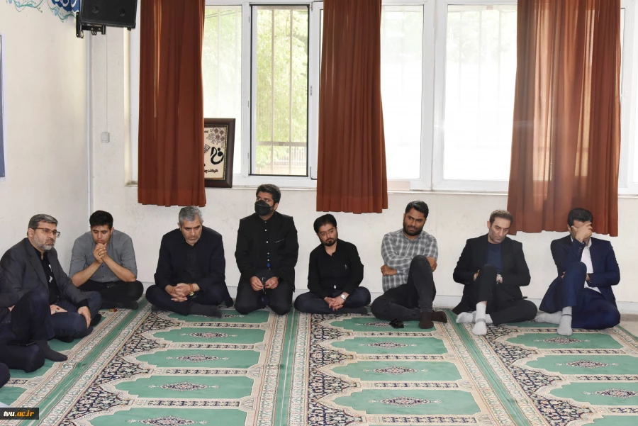 برگزاری آیین عزاداری شهادت آیت‌الله سید ابراهیم رئیسی و هیئت همراه در سازمان مرکزی دانشگاه فنی و حرفه‌ای 9