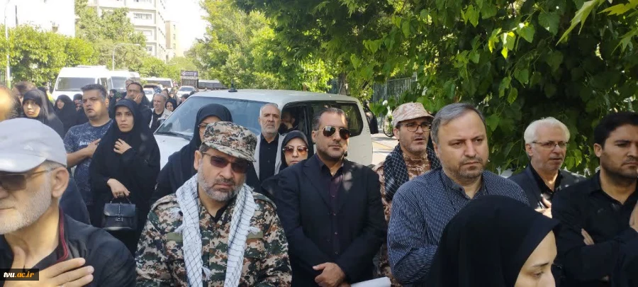 وداع دانشگاهیان دانشگاه فنی و حرفه‌ای در استان تهران با پیکر شهدای سانحه سقوط بالگرد 3