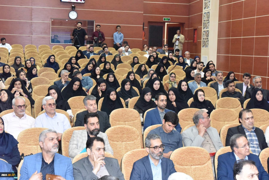 چهارمین کنسرسیوم تخصصی مهارت‌آموزی و اشتغال دانشجویان در راستای هدفمندی مهارت‌ها و اشتغال فارغ‌التحصیلان دانشگاه فنی و حرفه‌ای در کاشان برگزار شد 12