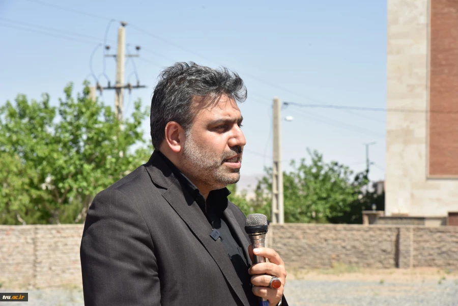 آیین کلنگ‌زنی مسجد خیرساز(مرحوم حاج علی وکیل) در آموزشکده فنی و حرفه‌ای دختران قم با حضور ریاست دانشگاه فنی و حرفه‌ای کشور 9