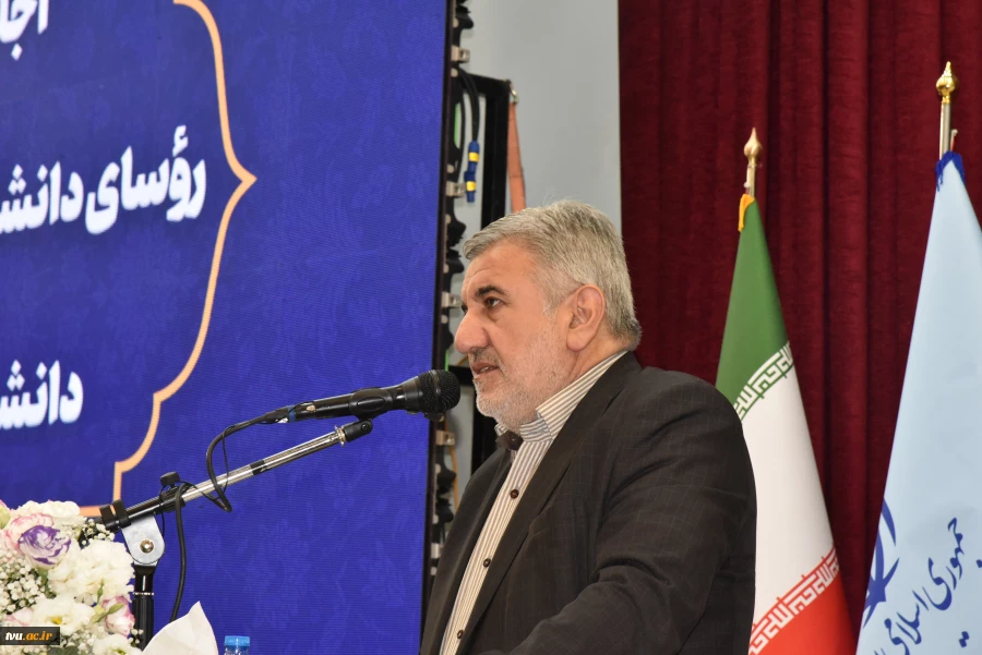 رئیس سازمان بسیج اساتید کشور در جمع رؤسای دانشکده‌ها و آموزشکده‌های دانشگاه فنی و حرفه‌ای:

دانشگاه فنی و حرفه‌ای باید نگرش مردم در خصوص آموزش‌های عالی مهارتی را ارتقا بخشد 2