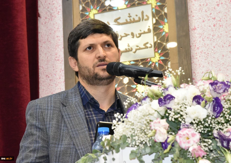 رئیس مرکز نظارت، ارزیابی و تضمین کیفیت وزارت علوم  در جمع رؤسای دانشکده‌ها و آموزشکده‌های دانشگاه فنی و حرفه‌ای کشور:

رؤسای دانشکده‌ها و آموزشکده‌های دانشگاه فنی و حرفه‌ای فرماندهان خط مقدم مهارت‌آموزی و تربیت دانش‌آموختگان مهارت‌محور هستند 2