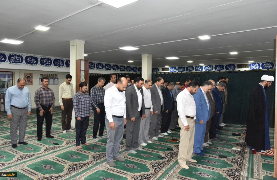 برگزاری مراسم گرامی‌داشت عید باسعادت غدیر خم در سازمان مرکزی دانشگاه 4
