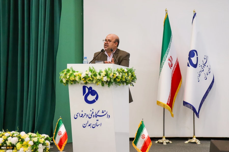 معاون فرهنگی و دانشجویی دانشگاه ملی مهارت کشور در افتتاحیه سی و یکمین جشنواره فرهنگی و هنری قرآن و عترت :

جشنواره قرآن و عترت؛ بستری برای تعالی روح و اندیشه است. 5
