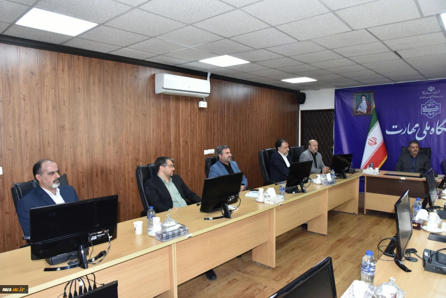 دکتر غلامرضا زمانی، طی حکمی سرپرست معاونت اداری، مالی و مدیریت منابع دانشگاه  را منصوب کرد:

آقای مجید قادری رهقی به عنوان سرپرست معاونت اداری، مالی و مدیریت منابع دانشگاه منصوب شد 3