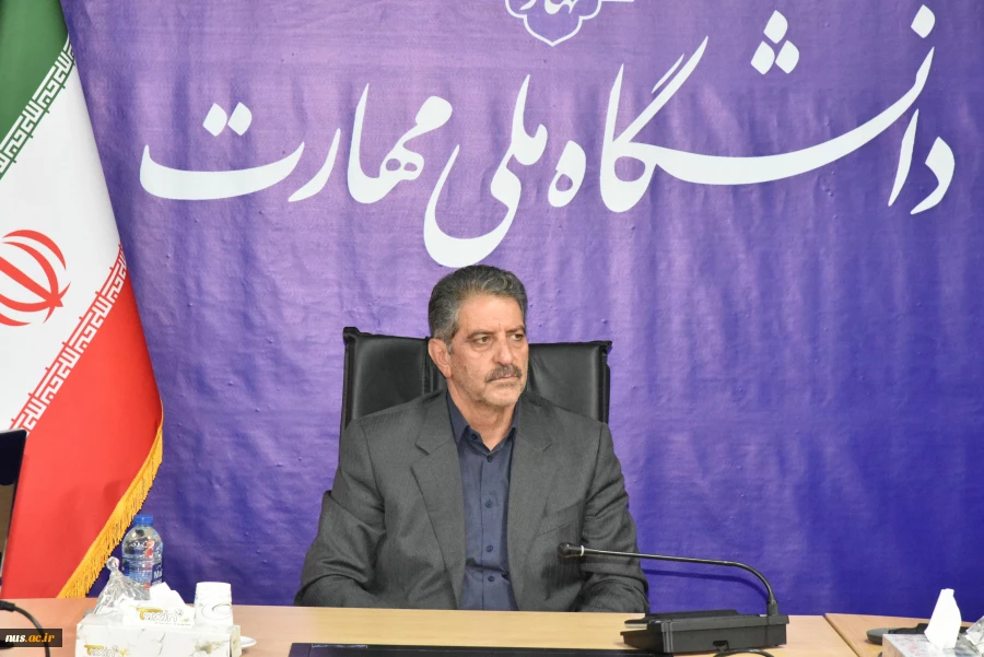 دکتر غلامرضا زمانی، طی حکمی سرپرست معاونت اداری، مالی و مدیریت منابع دانشگاه  را منصوب کرد:

آقای مجید قادری رهقی به عنوان سرپرست معاونت اداری، مالی و مدیریت منابع دانشگاه منصوب شد 4