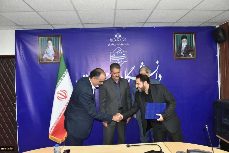دکتر غلامرضا زمانی، طی حکمی سرپرست معاونت اداری، مالی و مدیریت منابع دانشگاه  را منصوب کرد:

آقای مجید قادری رهقی به عنوان سرپرست معاونت اداری، مالی و مدیریت منابع دانشگاه منصوب شد 9