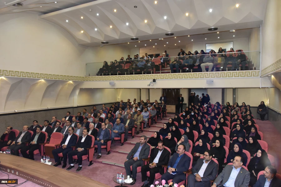 اولین نشست صمیمی سرپرست دانشگاه ملی مهارت با کارکنان سازمان مرکزی 10