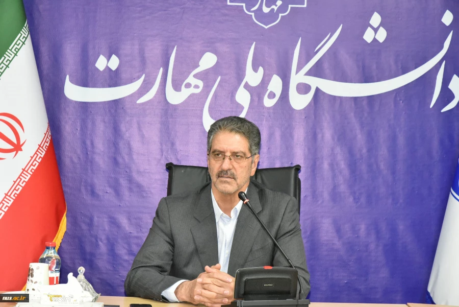با حضور دکتر زمانی، سرپرست دانشگاه ملی مهارت؛

آیین تکریم و معارفه دو معاونت فرهنگی و دانشجویی و پژوهش و فناوری، همچنین مدیریت دفتر نظارت، ارزیابی و تضمین کیفیت دانشگاه برگزار شد 3