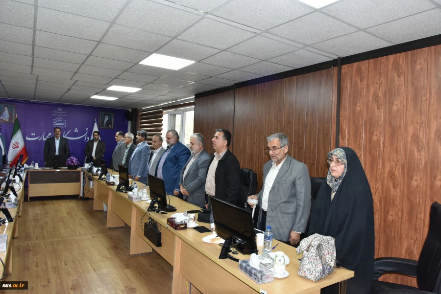 نشست سرپرست دانشگاه ملی مهارت کشور با نمایندگان ایثارگران دانشگاه 3