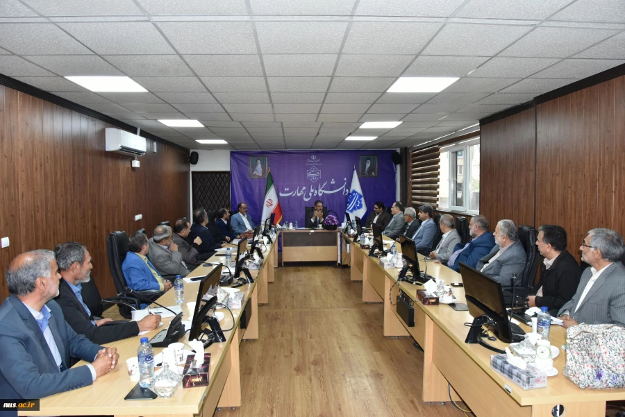 سرپرست دانشگاه ملی مهارت کشور در نشست با نمایندگان ایثارگران دانشگاه:

تقویت ارکان مختلف دانشگاه و ترسیم درست و دقیق سازوکارها از جمله اهدافی است که به دنبال تحقق آن‌هاهستیم 3