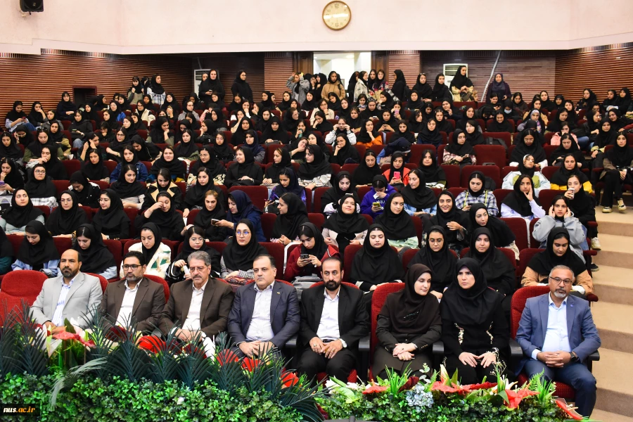 با حضور سرپرست دانشگاه ملی مهارت برگزار شد؛

برگزاری جشن آغاز سال تحصیلی ویژه نودانشجویان در دانشکده ملی مهارت دکتر شریعتی 7