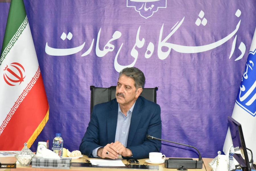 با حضور سرپرست دانشگاه ملی مهارت برگزار شد؛

جلسه اجرایی آیین گرامی‌داشت 222 شهید دانشگاه ملی مهارت و رونمایی از پوستر و فراخوان دومین کنگره ملی شهید حسن طهرانی مقدم به مناسبت سیزدهمین سالگرد شهادت پدر موشکی کشور 2