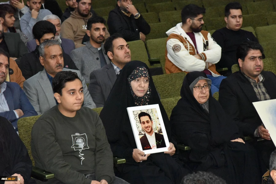 دانشگاه ملی مهارت به مناسبت سیزدهمین سالگرد شهادت دانشمند برجسته، شهید حسن طهرانی مقدم برگزار کرد:
آیین گرامی‌داشت ۲۲۲ شهید دانشجوی دانشگاه ملی مهارت و رونمایی از پوستر دومین کنگـره مـلی پدر موشـکی  کشـور 6