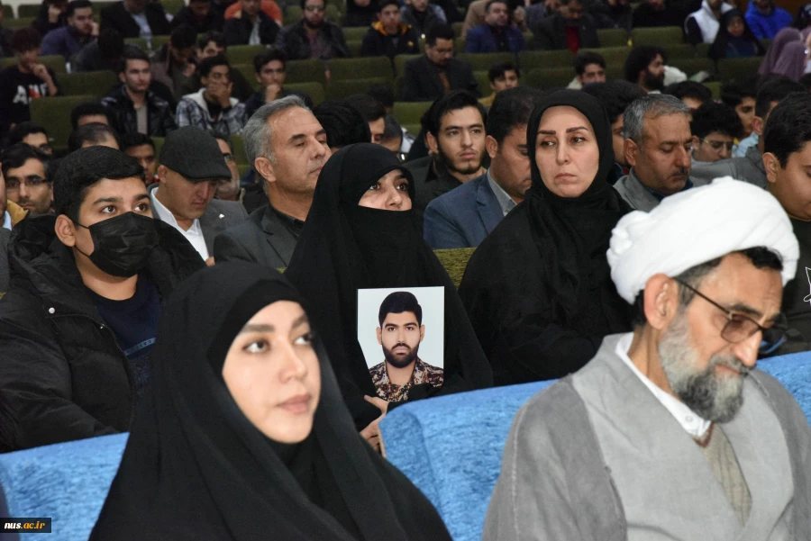 دانشگاه ملی مهارت به مناسبت سیزدهمین سالگرد شهادت دانشمند برجسته، شهید حسن طهرانی مقدم برگزار کرد:
آیین گرامی‌داشت ۲۲۲ شهید دانشجوی دانشگاه ملی مهارت و رونمایی از پوستر دومین کنگـره مـلی پدر موشـکی  کشـور 39