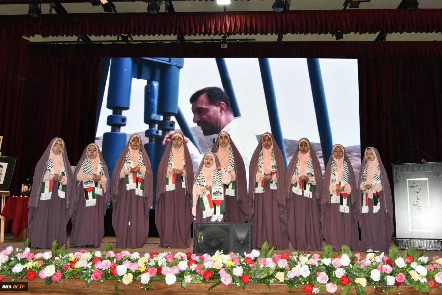 دانشگاه ملی مهارت به مناسبت سیزدهمین سالگرد شهادت دانشمند برجسته، شهید حسن طهرانی مقدم برگزار کرد:
آیین گرامی‌داشت ۲۲۲ شهید دانشجوی دانشگاه ملی مهارت و رونمایی از پوستر دومین کنگـره مـلی پدر موشـکی  کشـور 49
