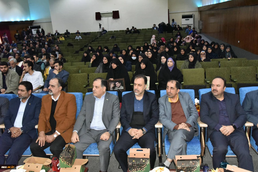 دانشگاه ملی مهارت به مناسبت سیزدهمین سالگرد شهادت دانشمند برجسته، شهید حسن طهرانی مقدم برگزار کرد:
آیین گرامی‌داشت ۲۲۲ شهید دانشجوی دانشگاه ملی مهارت و رونمایی از پوستر دومین کنگـره مـلی پدر موشـکی  کشـور 53