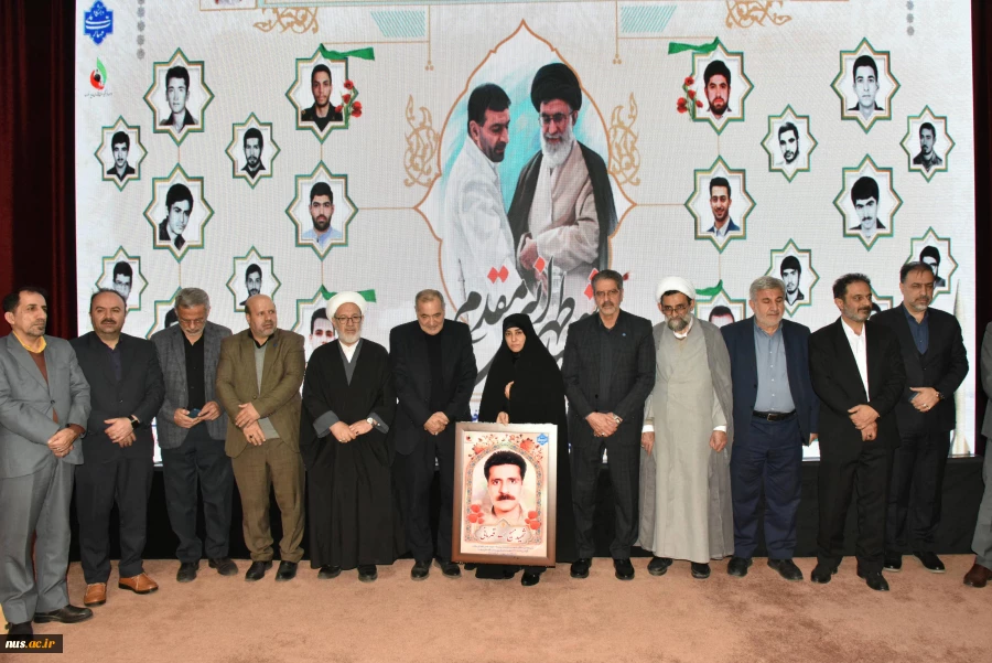دانشگاه ملی مهارت به مناسبت سیزدهمین سالگرد شهادت دانشمند برجسته، شهید حسن طهرانی مقدم برگزار کرد:
آیین گرامی‌داشت ۲۲۲ شهید دانشجوی دانشگاه ملی مهارت و رونمایی از پوستر دومین کنگـره مـلی پدر موشـکی  کشـور 69