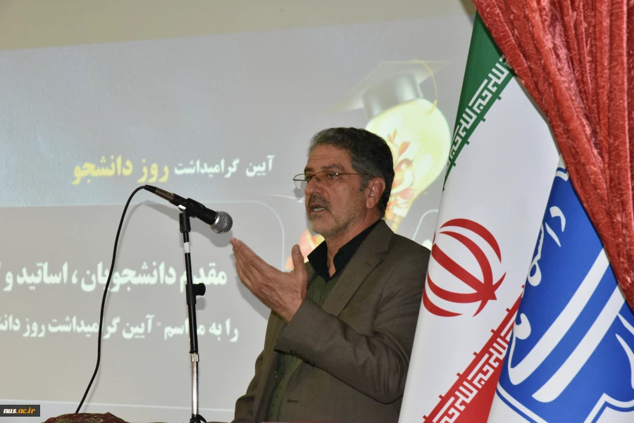 مراسم گرامی‌داشت روز دانشجو با حضور دکتر زمانی، سرپرست دانشگاه ملی مهارت در دانشکده شهید شمسی‌پور تهران برگزار شد. 2