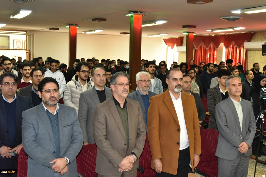 مراسم گرامی‌داشت روز دانشجو با حضور دکتر زمانی، سرپرست دانشگاه ملی مهارت در دانشکده شهید شمسی‌پور تهران برگزار شد 3