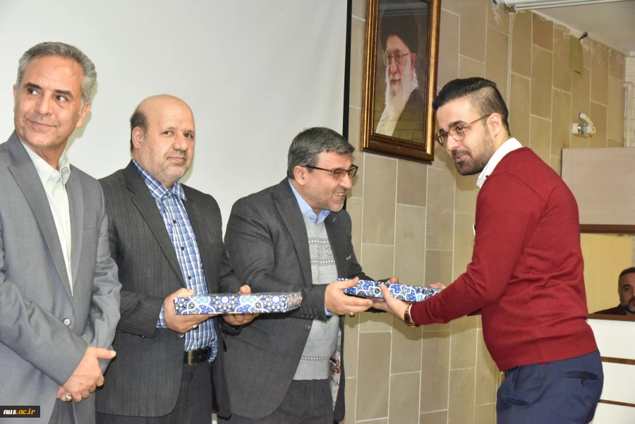 مراسم گرامی‌داشت روز دانشجو با حضور دکتر زمانی، سرپرست دانشگاه ملی مهارت در دانشکده شهید شمسی‌پور تهران برگزار شد 38