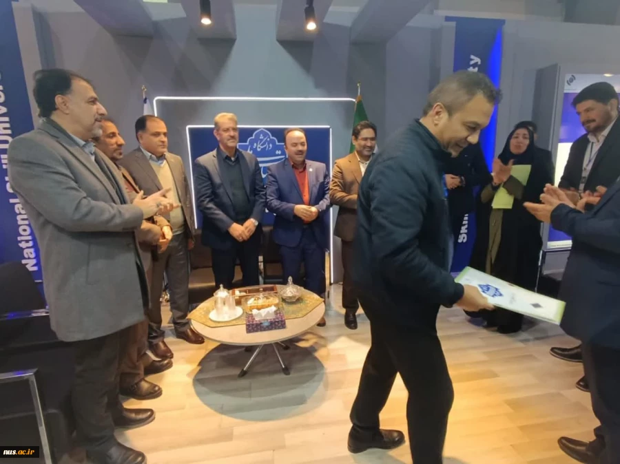 با حضور سرپرست دانشگاه ملی مهارت صورت گرفت:
تقدیر از پژوهشگران فناور و نوآوران دانشگاه ملی مهارت 4