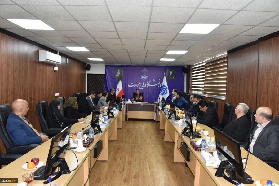 در راستای تکریم استادان بازنشسته دانشگاه‌ها؛

نشست سرپرست دانشگاه ملی مهارت با استادان بازنشسته دانشگاه ملی مهارت 20