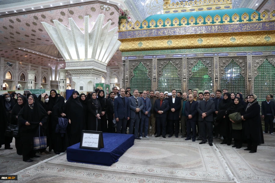 در ایام الله دهه فجر صورت گرفت:

تجدید میثاق دانشگاهیان دانشگاه ملی مهارت با آرمان‌های امام خمینی (ره) و شهدا و تجدید بیعت با رهبر معظم انقلاب 2