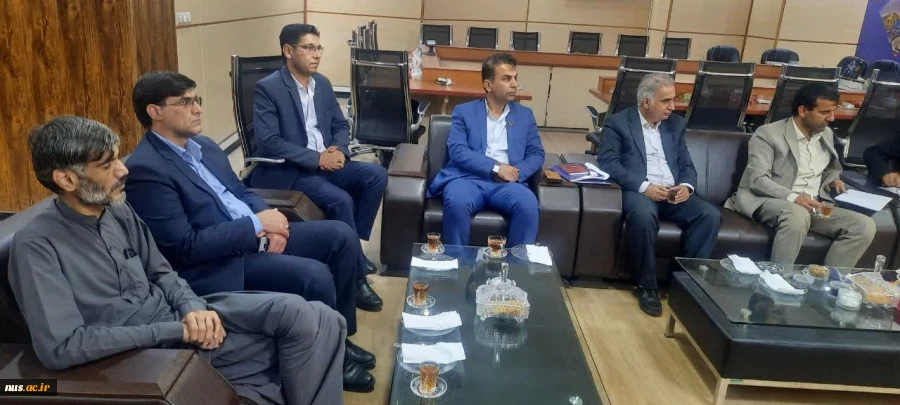 نشست ریاست دانشگاه ملی مهارت کشور با معاون استاندار و فرماندار ویژه شهرستان چابهار/ دانشگاه ملی مهارت موتور توسعه سواحل مکران 5
