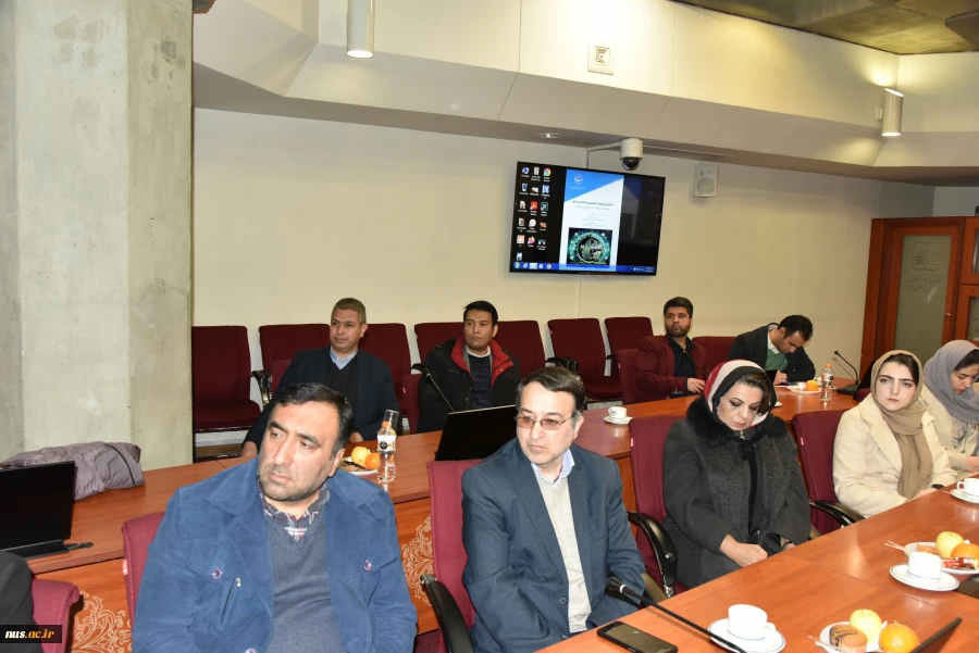 دانشگاه ملی مهارت منتشر کرد:

کتاب «همگرایی هوش مصنوعی و فناوری نانو؛ مفاهیم، کاربردها و تأثیر آن بر آینده مهارت‌های شغلی» 25