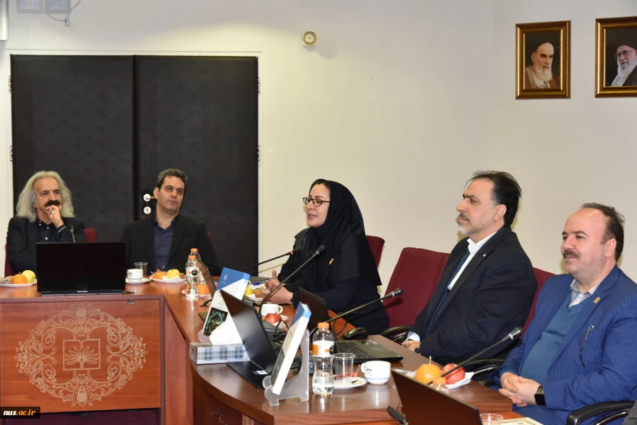 دانشگاه ملی مهارت منتشر کرد:

کتاب «همگرایی هوش مصنوعی و فناوری نانو؛ مفاهیم، کاربردها و تأثیر آن بر آینده مهارت‌های شغلی» 28