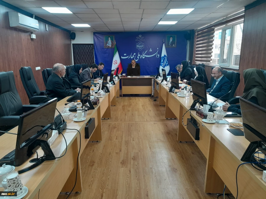 دیدار ریاست دانشگاه ملی مهارت با جمعی از پیشکسوتان هیئت‌علمی و غیر هیئت‌علمی دانشگاه 8