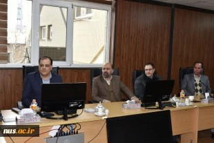 تقدیر نمایندگان اعضای هیئت علمی از رئیس دانشگاه ملی مهارت 11