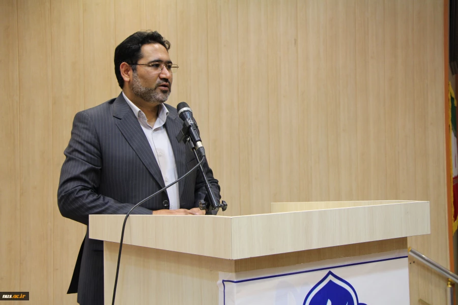 با حضور معاون فرهنگی و دانشجویی دانشگاه صورت گرفت؛

آیین تکریم رئیس دانشکده پسران شهید قاضی طباطبایی ارومیه ـ واحد استانی آذربایجان غربی و معارفه سرپرست جدید دانشکده 
 2