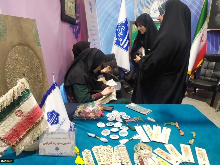 گزارش چهارمین روز از غرفه دانشگاه ملی مهارت در سی‌ودومین نمایشگاه بین‌المللی قرآن کریم: تجلی هنر و ایمان 3