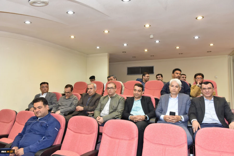 دیدار نوروزی ریاست دانشگاه ملی مهارت با کارکنان سازمان مرکزی و رؤسای واحد استانی تهران 15