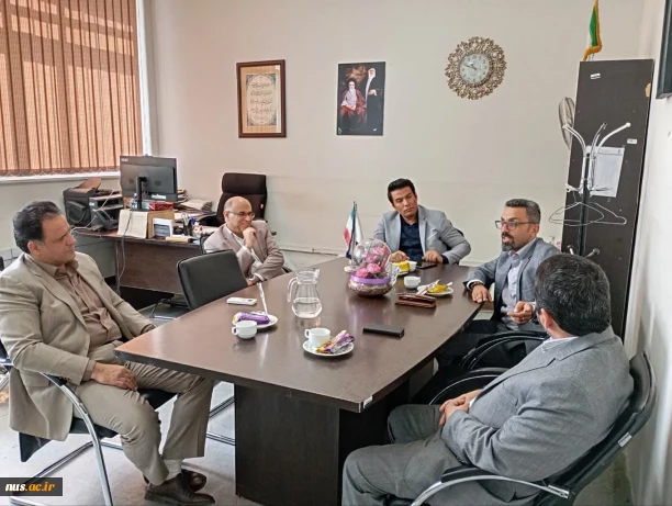 برگزاری جلسه با نماینده سندیکا آسانسور