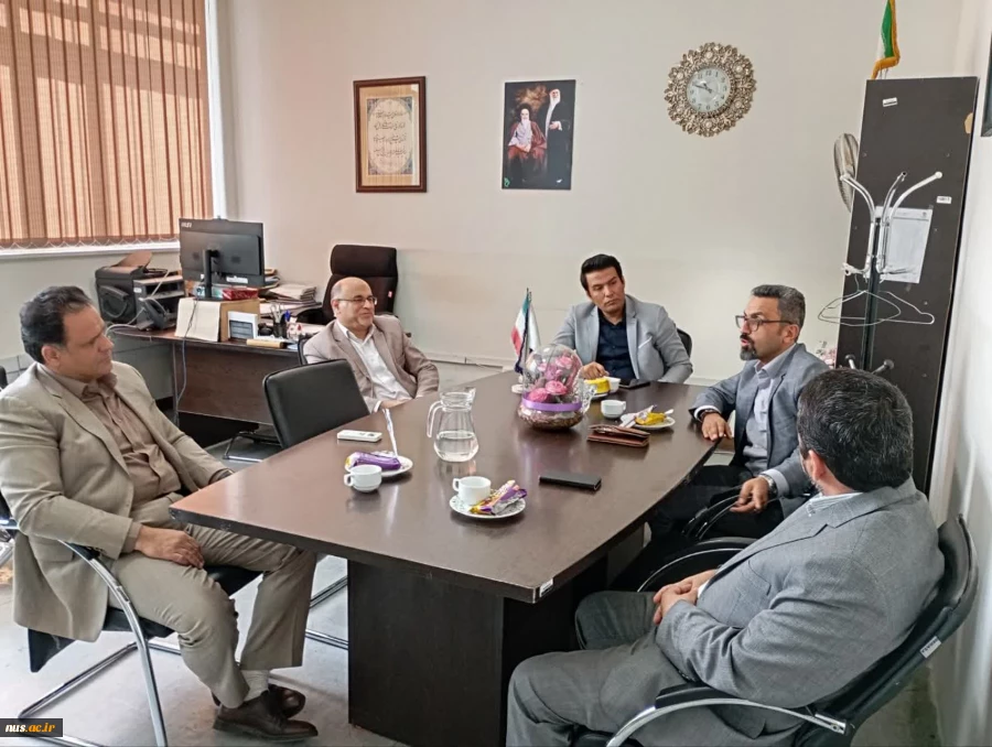 برگزاری جلسه با نماینده سندیکا آسانسور 3