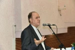 نایب رئیس اول مجلس شورای اسلامی در مراسم اختتامیه اجلاس رؤسای دانشکده‌ها و آموزشکده‌های دانشگاه ملی مهارت:

دانشگاه ملی مهارت، جزو بهترین دانشگاه‌های کشور است/ دانشگاه ملی مهارت می‌تواند تولید در کشور را نجات دهد/ رشد، توسعه و بهره‌وری در جامعه با افزای